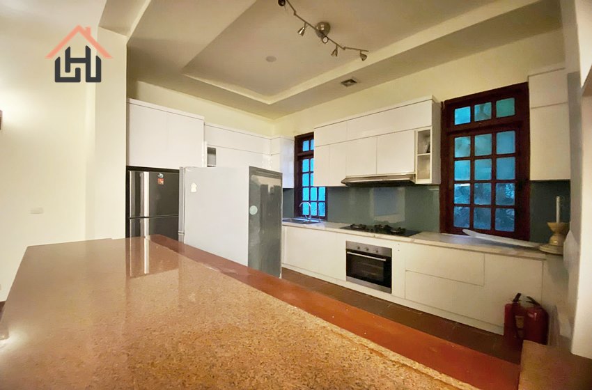 Spacious 5 bedroom villa with a swimming pool in Tay Ho, Hanoi