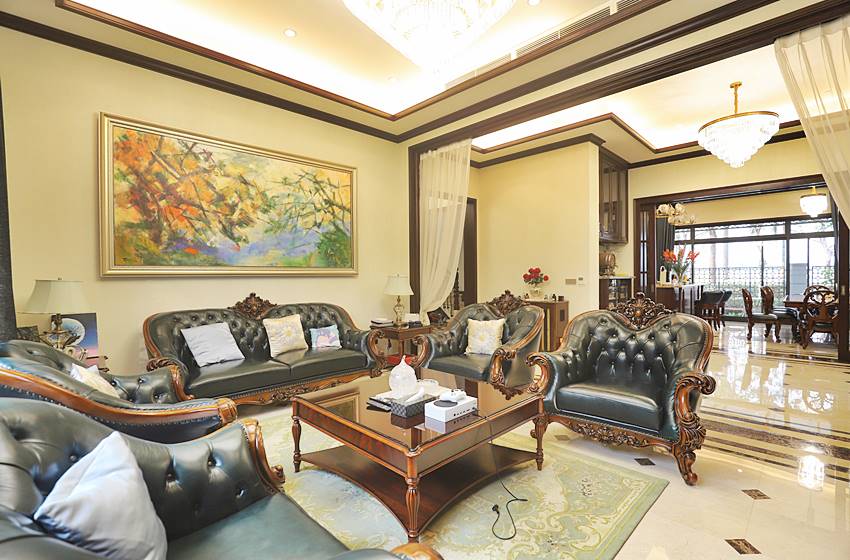 Luxury villa with 5 bedrooms for rent in Starlake, Hanoi