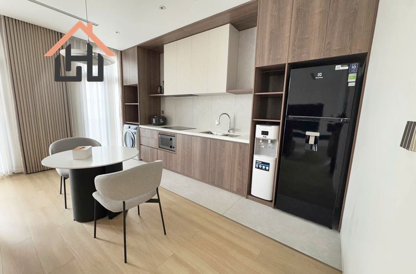 Elegant 2-Bedroom Apartment in the Heart of Hai Ba Trung – Modern Living with City View