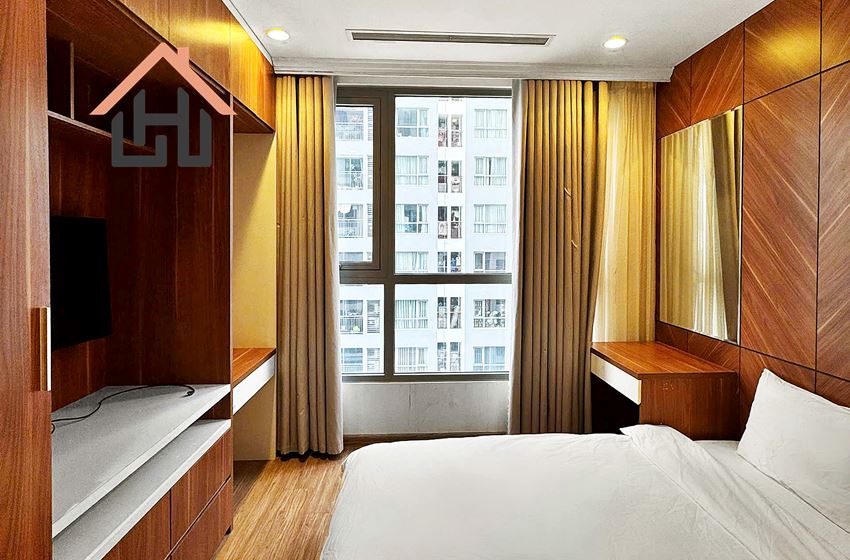 Stylish & Bright Apartment for Urban Living, Park Hill- Times City