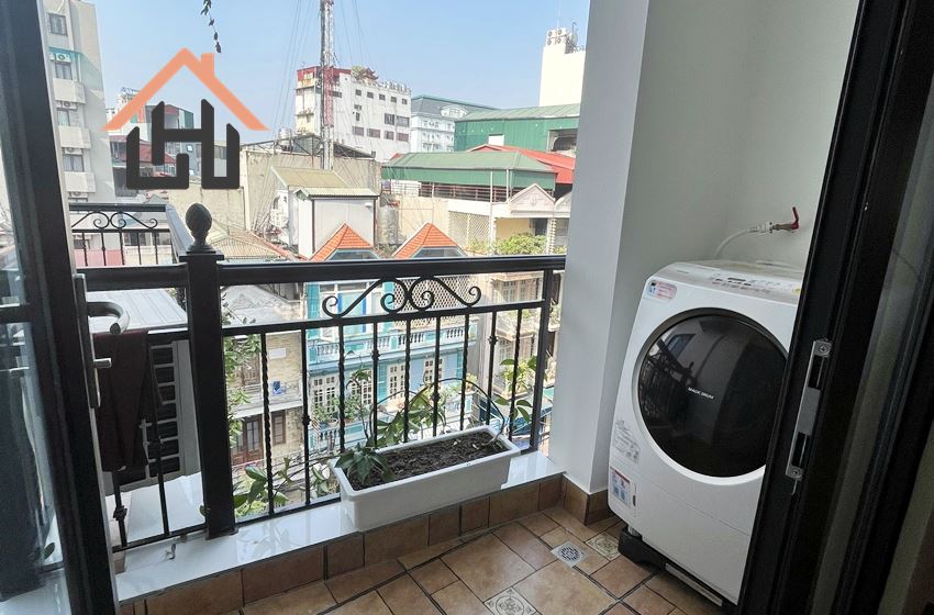 Spacious 1-Bedroom Apartment for Rent in Ba Dinh