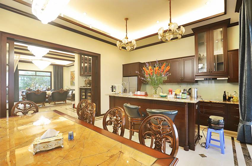 Luxury villa with 5 bedrooms for rent in Starlake, Hanoi