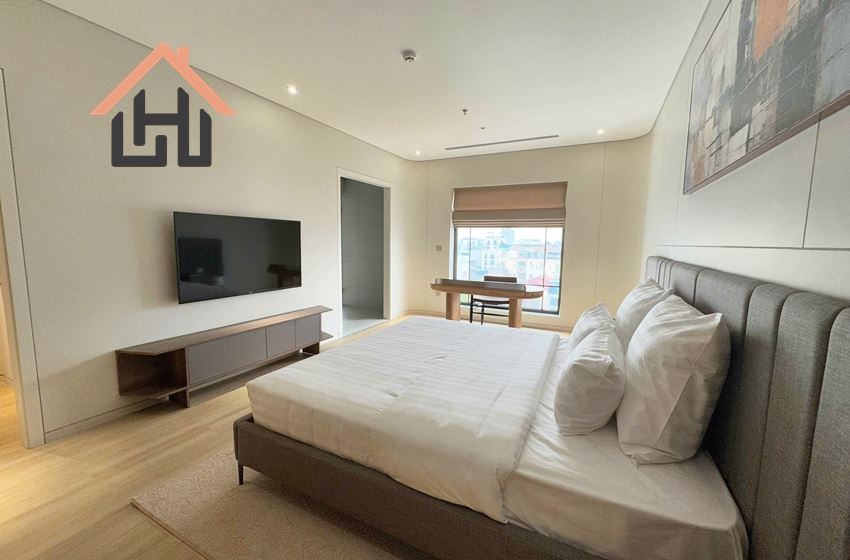 Elegant 2-Bedroom Apartment in the Heart of Hai Ba Trung – Modern Living with City View