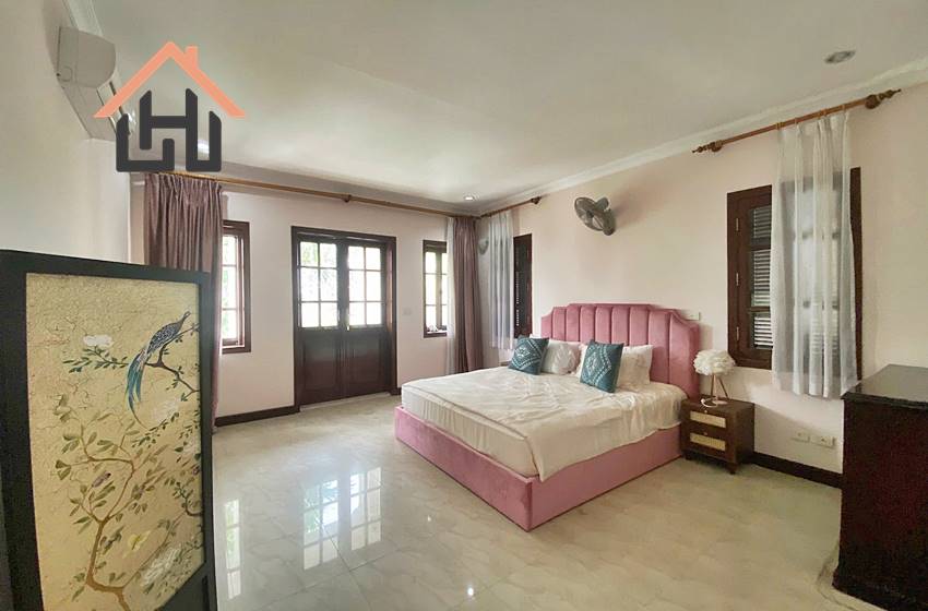 Bright house with 5 bedrooms  for rent in Ciputra, Hanoi