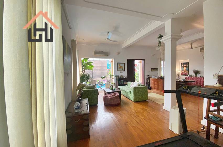 Villa with Pool for rent in Tay Ho, Hanoi