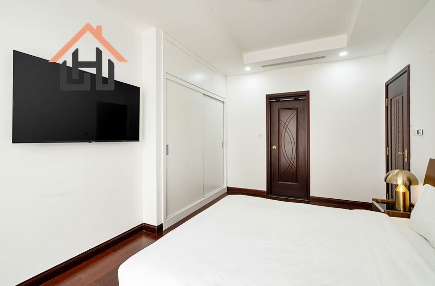 Modern Living with a Chef’s Kitchen – 2BR Apartment, Royal city, Hanoi