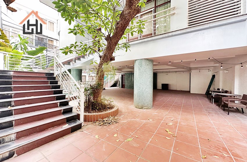 Spacious 4 bedroom villa for rent in Tay Ho, Hanoi