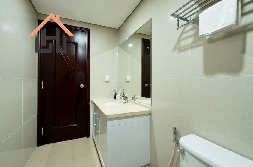 Modern Living with a Chef’s Kitchen – 2BR Apartment, Royal city, Hanoi