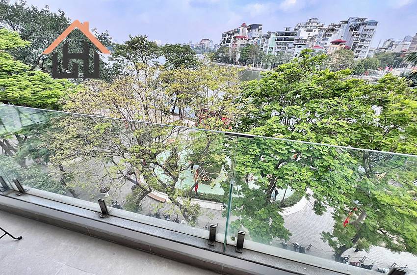 Bright 2-bedroom apartment in Truc Bạch for rent