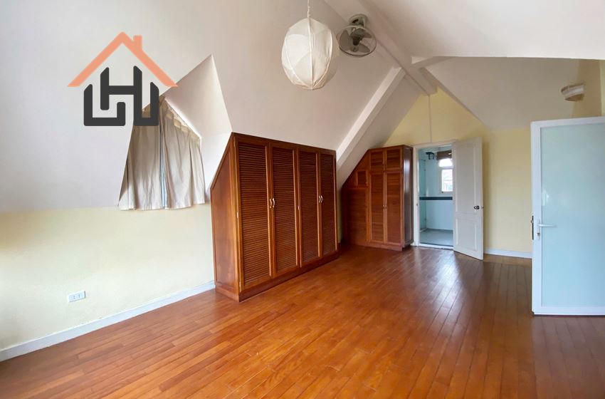 Spacious Villa with Garden & Rooftop – Tay Ho Living at Its Finest