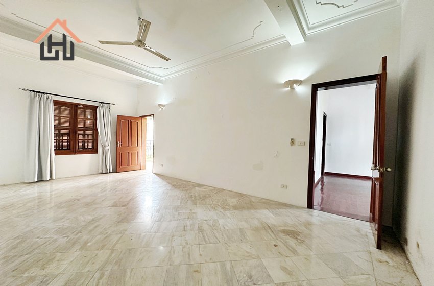Spacious 4 bedroom house for rent in Tay Ho, Hanoi