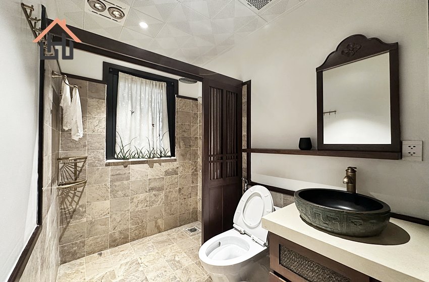 Nice two bedroom apartment for rent in Tay Ho, Hanoi