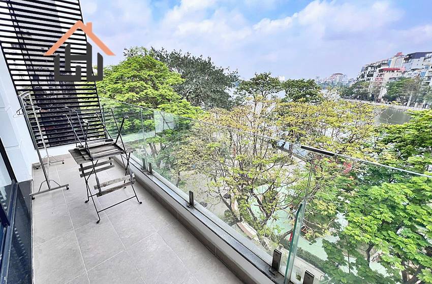 Bright 2-bedroom apartment in Truc Bạch for rent