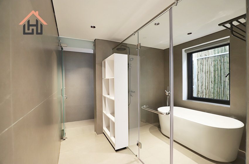 Modern 4 bedroom villa for rent in Tay Ho, Hanoi