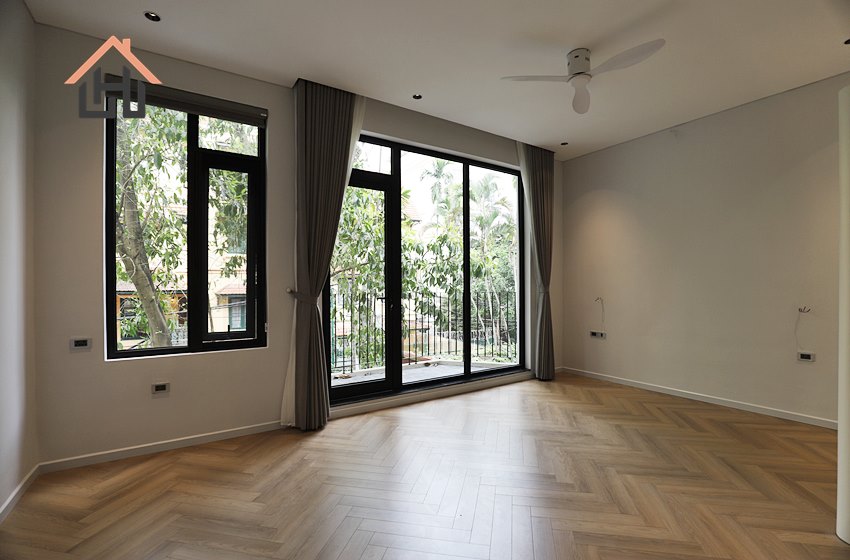 Modern 4 bedroom villa for rent in Tay Ho, Hanoi