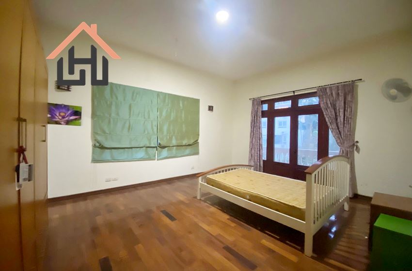5BR Villa with Garden & Swimming pool in Tay Ho, Hanoi