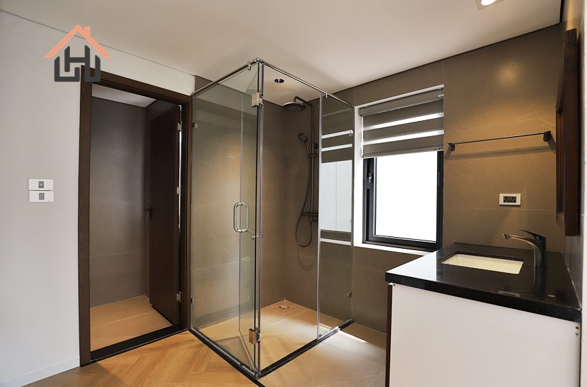 Modern 4 bedroom villa for rent in Tay Ho, Hanoi