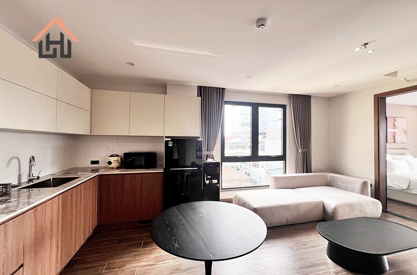 Modern and bright 1 bedroom apartment for rent in Hoan Kiem area, Hanoi