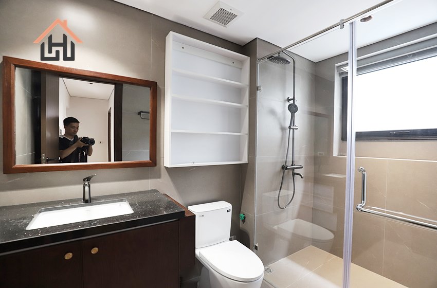 Modern 4 bedroom villa for rent in Tay Ho, Hanoi