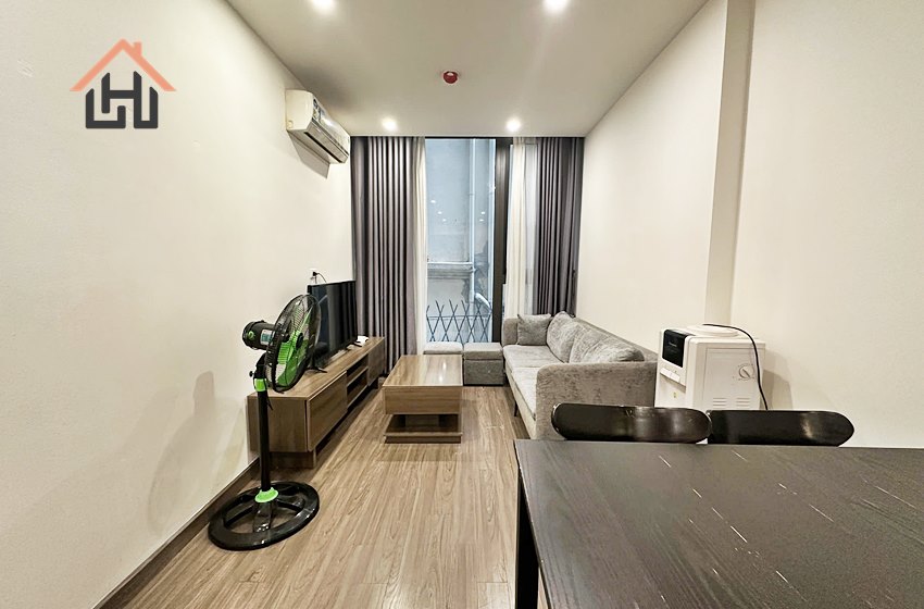 Fully furnished 1 bedroom apartment with a bacony for rent in Tay Ho