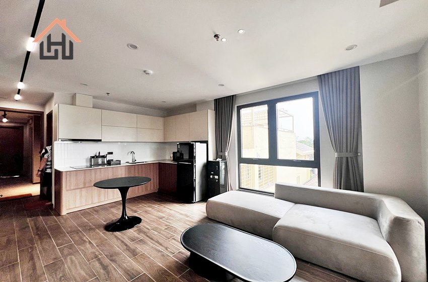 Modern and bright 1 bedroom apartment for rent in Hoan Kiem area, Hanoi