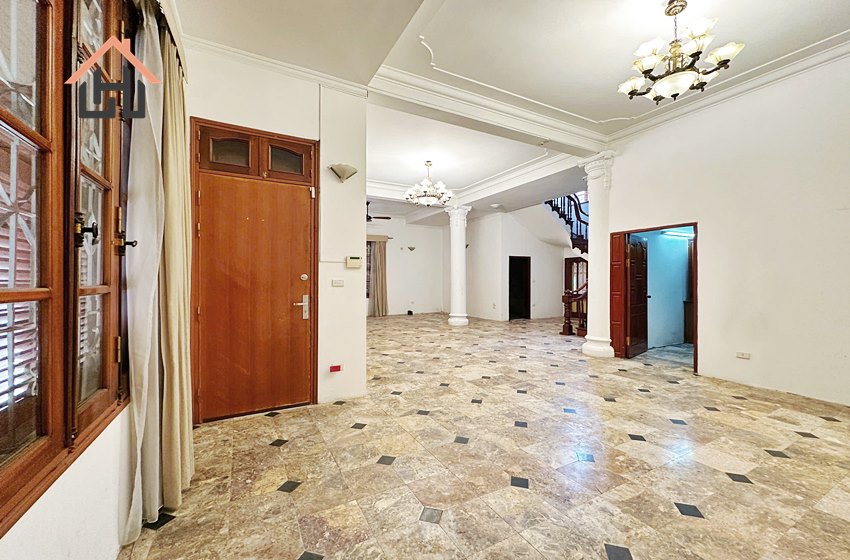 Spacious 4 bedroom house for rent in Tay Ho, Hanoi