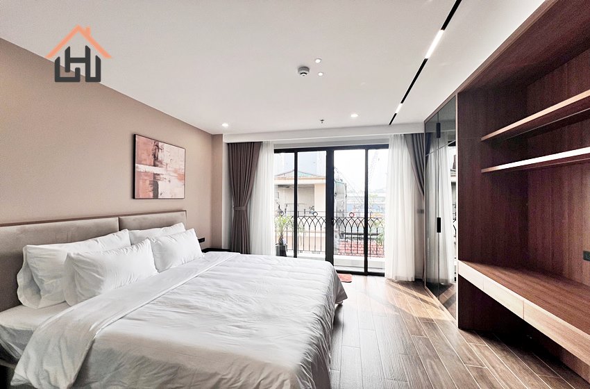 Modern and bright 1 bedroom apartment for rent in Hoan Kiem area, Hanoi