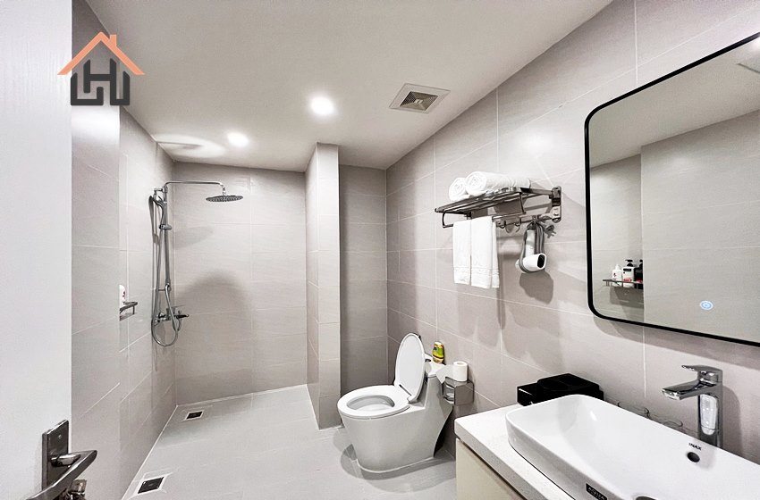 Modern 2 bedroom apartment in Hai Ba Trung area, Hanoi