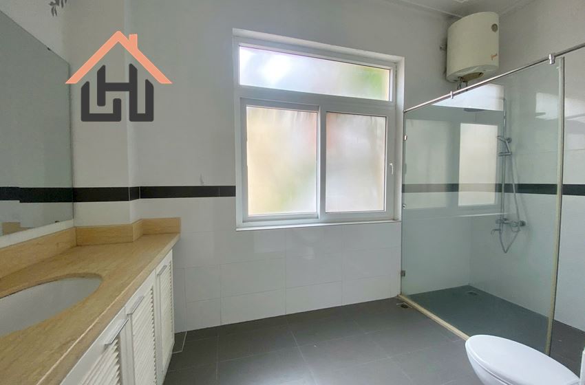 Spacious Villa with Garden & Rooftop – Tay Ho Living at Its Finest