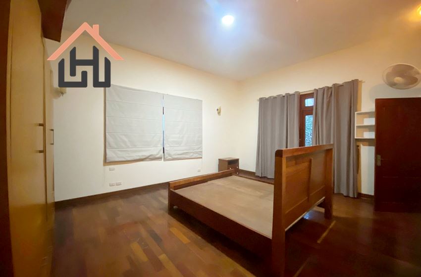 5BR Villa with Garden & Swimming pool in Tay Ho, Hanoi