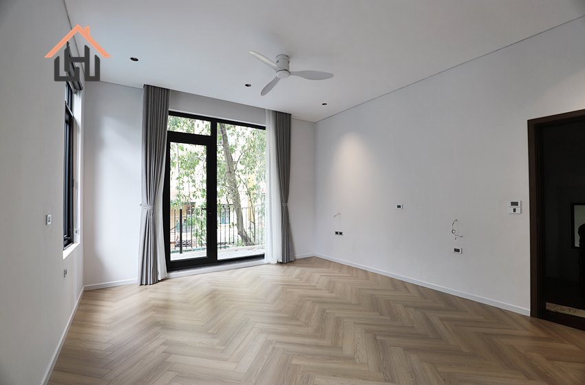 Modern 4 bedroom villa for rent in Tay Ho, Hanoi