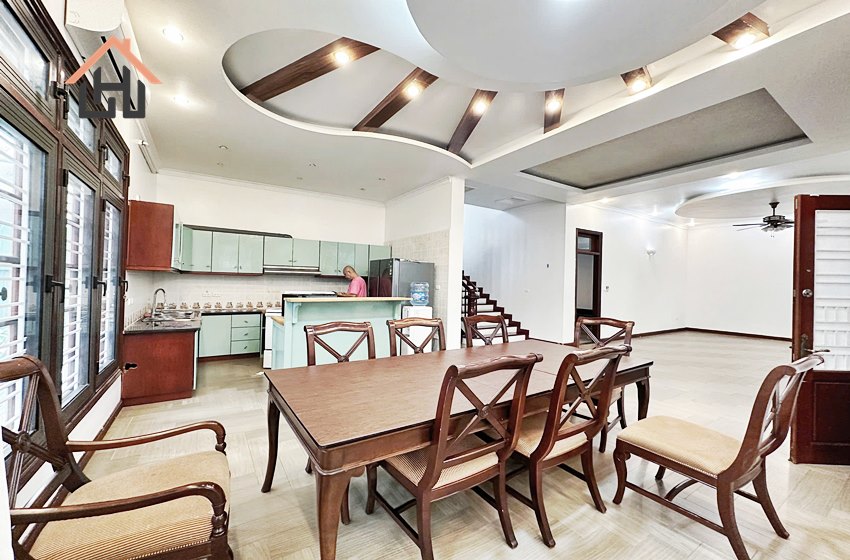 Spacious 4 bedroom villa for rent in Tay Ho, Hanoi
