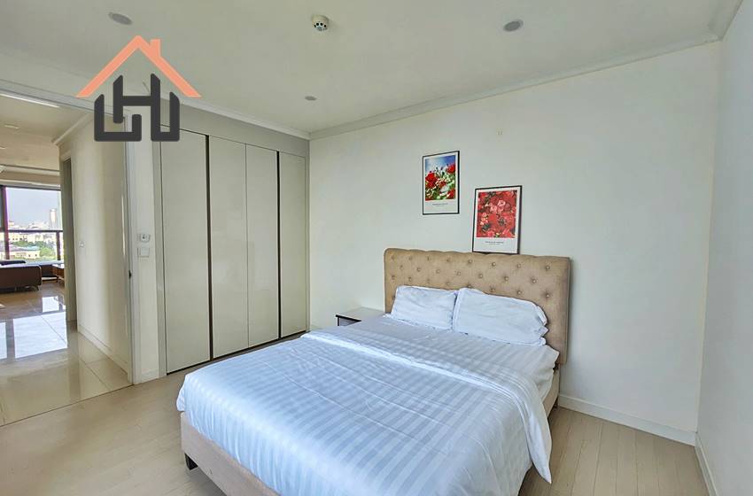 Nice apartment condominium with 3 beds in Starlake for rent