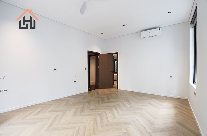 Modern 4 bedroom villa for rent in Tay Ho, Hanoi