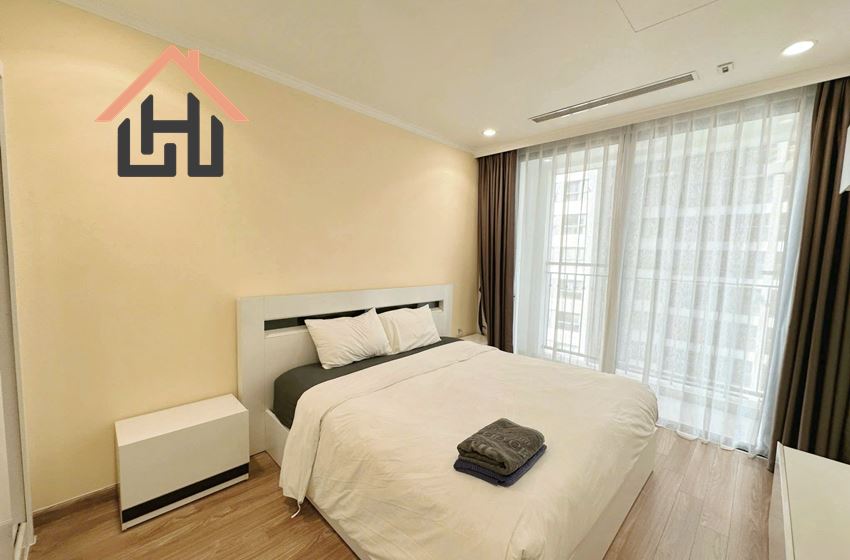 Modern 3-Bedroom Apartment in Vinhomes Times City, Hanoi