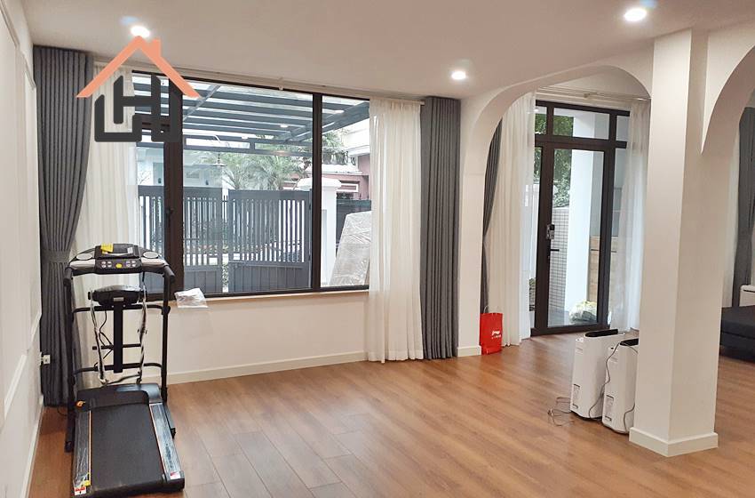 Spacious villa with 4 bedrooms for rent in Ciputra, Tay Ho, Hanoi