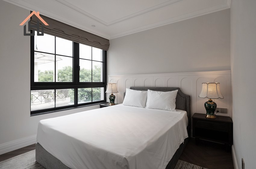 Luxury 4 bedroom apartment with lake view for rent in Tay Ho, Hanoi