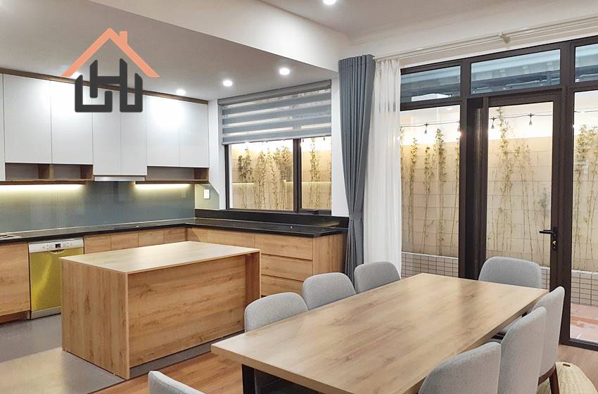 Spacious villa with 4 bedrooms for rent in Ciputra, Tay Ho, Hanoi