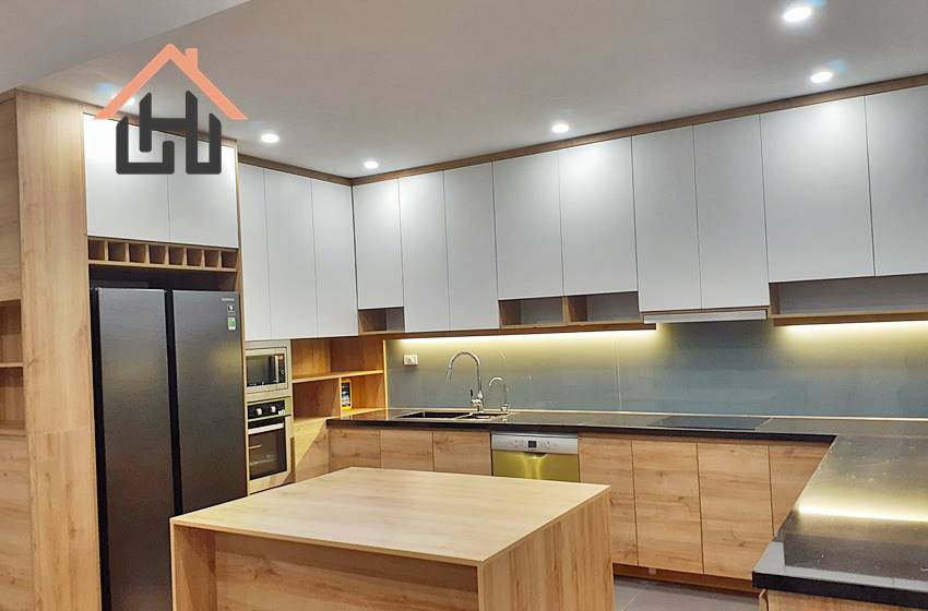 Spacious villa with 4 bedrooms for rent in Ciputra, Tay Ho, Hanoi