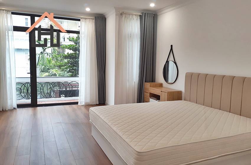 Spacious villa with 4 bedrooms for rent in Ciputra, Tay Ho, Hanoi
