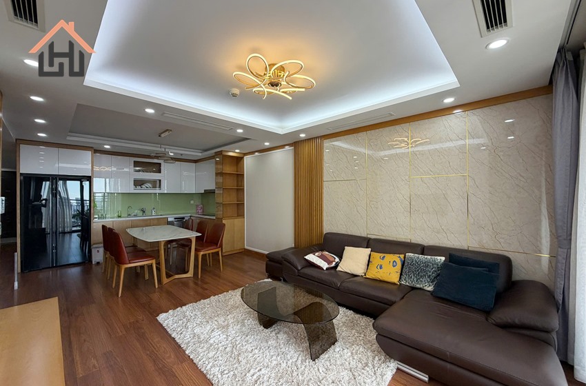 Top floor apartment, offering a sumptuous lifestyle in D’le Roi Soleil