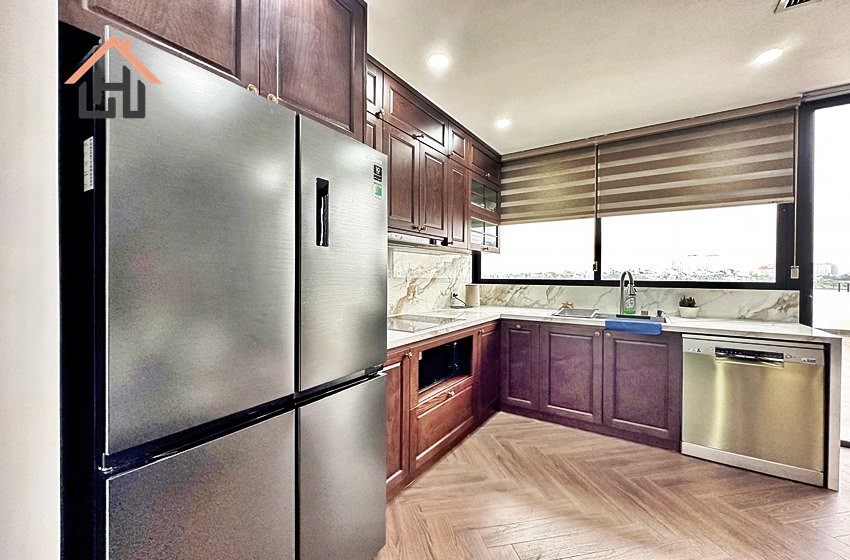 Lake-view duplex 3 bedroom apartment in Tay Ho, Hanoi