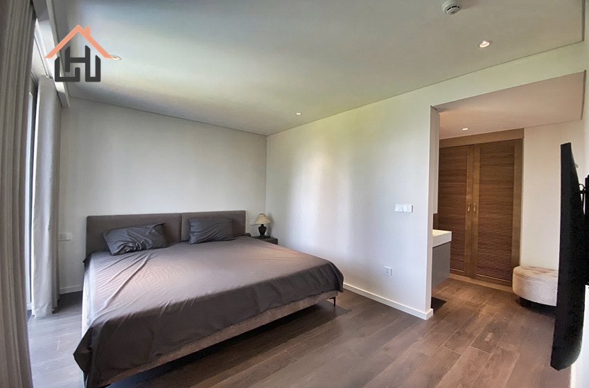 Brand new 3 bedroom apartment for rent in Tay Ho, Hanoi