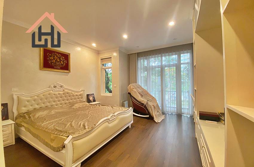 Four bedrooms villa for rent in Ciputra, Hanoi