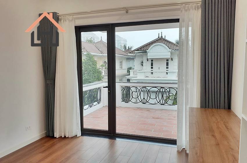 Spacious villa with 4 bedrooms for rent in Ciputra, Tay Ho, Hanoi