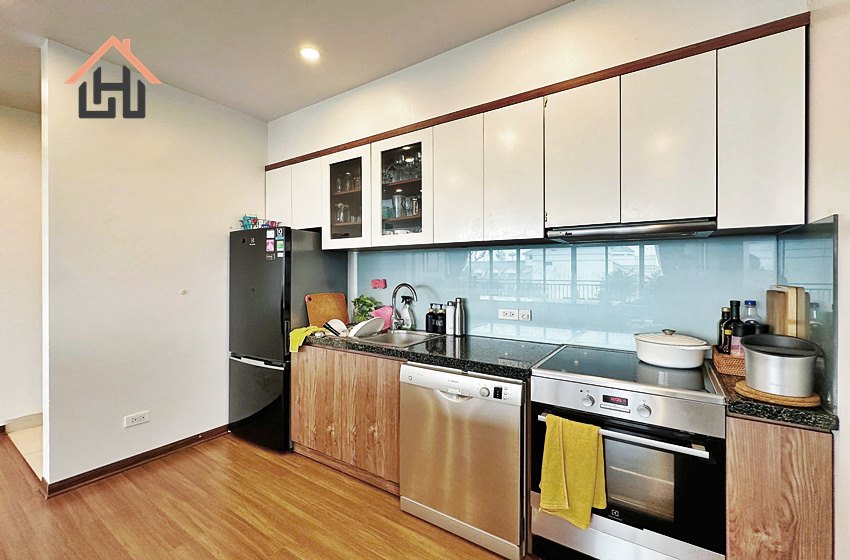 Nice two bedroom apartment for rent in Tay Ho, Hanoi