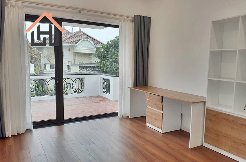 Spacious villa with 4 bedrooms for rent in Ciputra, Tay Ho, Hanoi