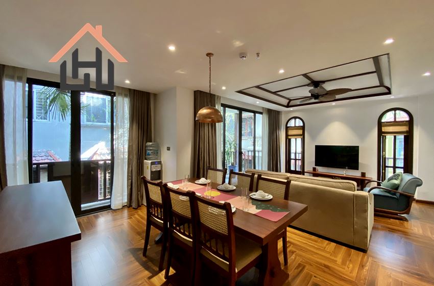 Good quality 3 bedroom apartment with balcony for rent in Tay Ho, Hanoi