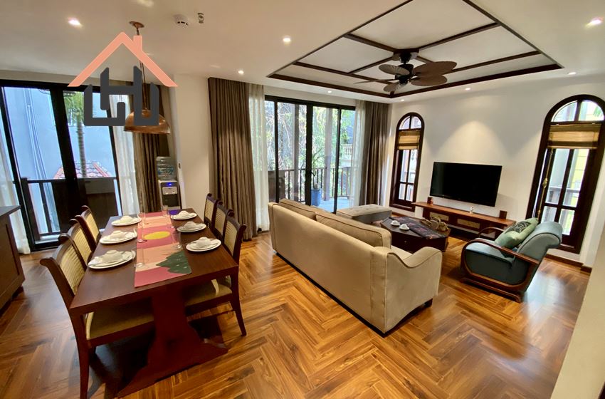 Good quality 3 bedroom apartment with balcony for rent in Tay Ho, Hanoi