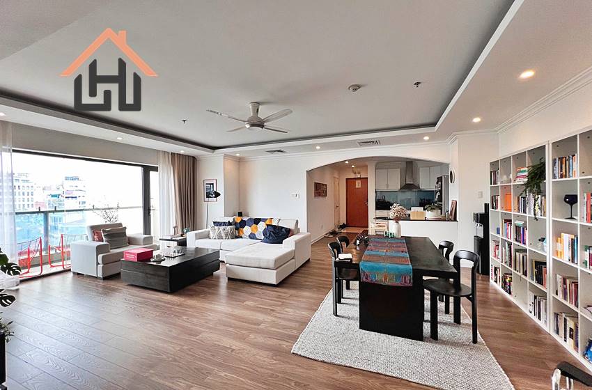Spacious and well-designed 3-bedroom apartment